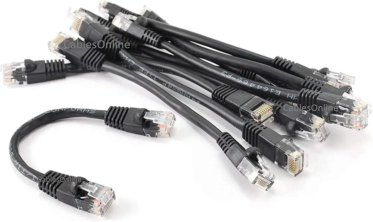 CablesOnline 10-pack 6-calowy CAT5e UTP Ethernet RJ45 pełny kabel krosowy 8-żyłowy czarny